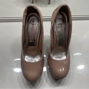 BAMBOO Women's Blush Heels